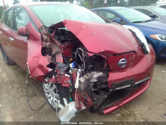 1N4AZ0CP3FC307355 Nissan LEAF S