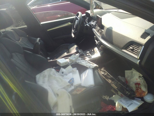 WA1ANAFY8L2085648 Audi Q5 Premium/titanium Premium
