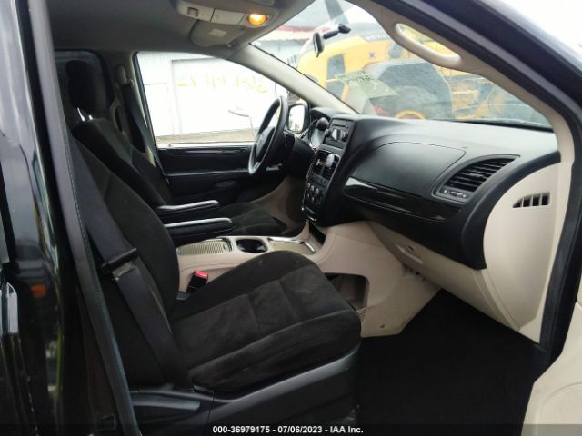 2C4RDGCG2GR375661 Dodge Grand Caravan Sxt