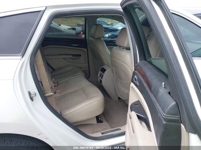 3GYFNBE38FS568115 Cadillac Srx Luxury Collection