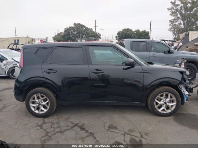 KNDJ23AU9P7854682 KIA SOUL LX