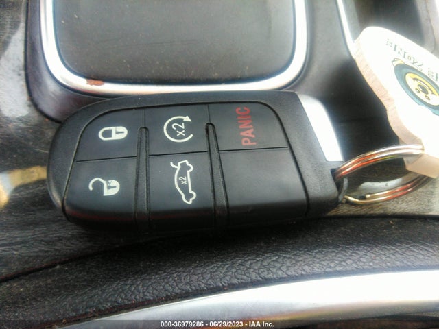 2C3CCAAGXLH175687 Chrysler 300 Touring