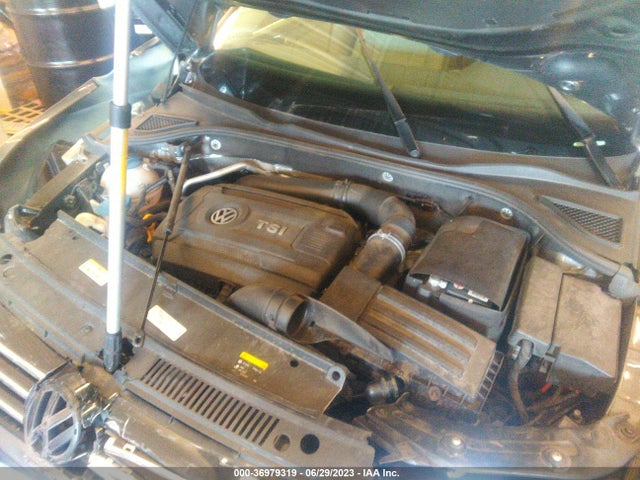 1VWAT7A30FC117790 Volkswagen Passat 1.8t Limited Edition