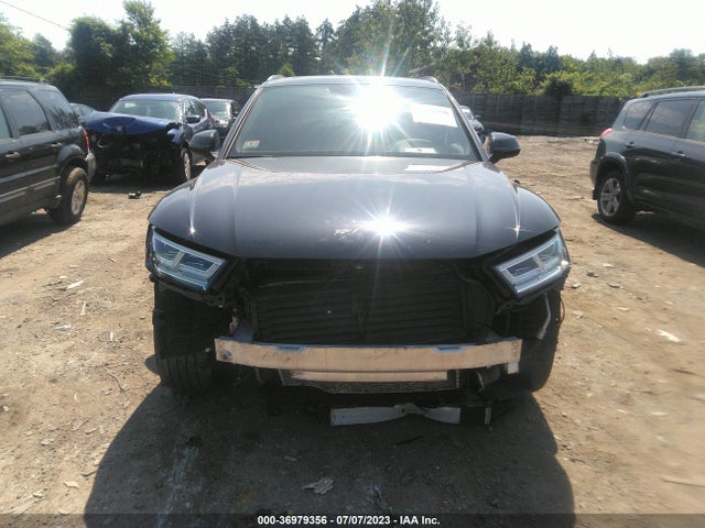 WA1BNAFY7J2117345 Audi Q5 Premium Plus