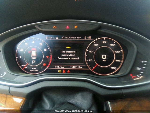 WA1BNAFY7J2117345 Audi Q5 Premium Plus