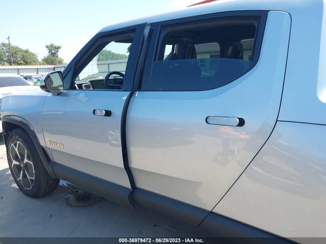 Rivian R1t Adventure Package 2023 7FCTGAAA0PN020665 Image 5
