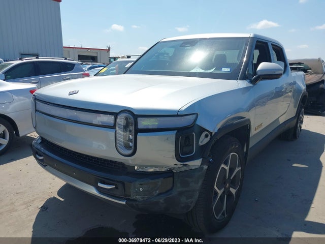 Rivian R1t Adventure Package 2023 7FCTGAAA0PN020665 Image 2