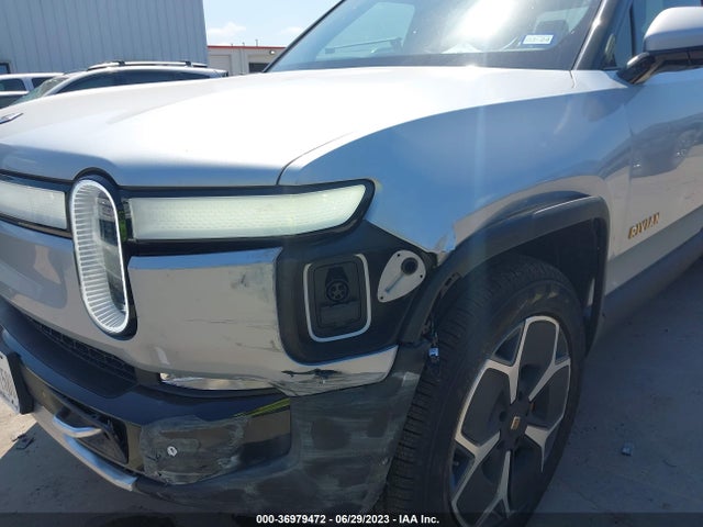 Rivian R1t Adventure Package 2023 7FCTGAAA0PN020665 Image 13