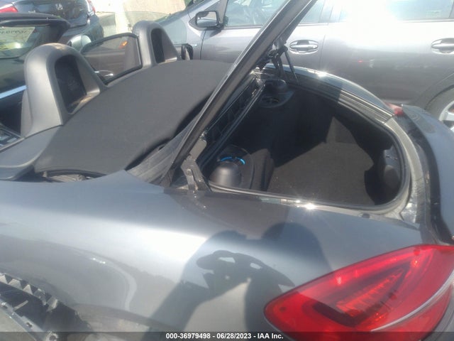 2014 Porsche Boxster, VIN: WP0CA2A85ES121564