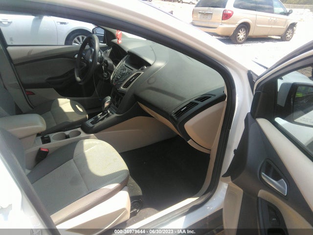 Ford FOCUS SE 2014 1FADP3F2XEL142021 Image 7