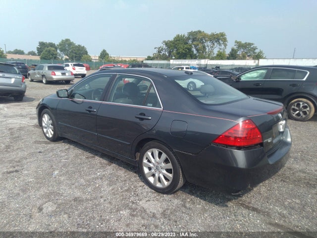 2007 HONDA ACCORD SDN EX-L VIN: 1HGCM668X7A040870