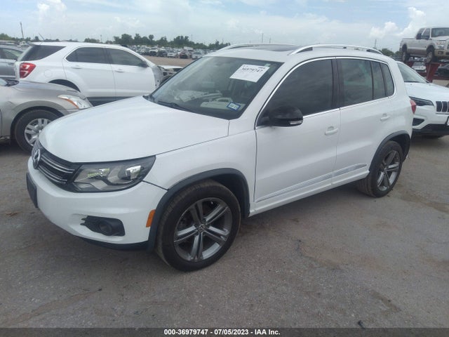 WVGTV7AX2HW511636 Volkswagen Tiguan Sport