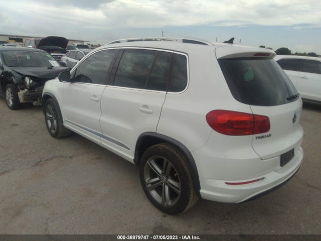 WVGTV7AX2HW511636 Volkswagen Tiguan Sport