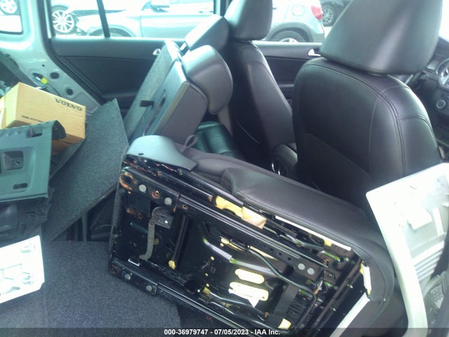 WVGTV7AX2HW511636 Volkswagen Tiguan Sport
