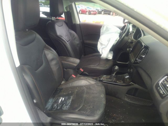 3C4NJCCB6LT179749 Jeep Compass Limited