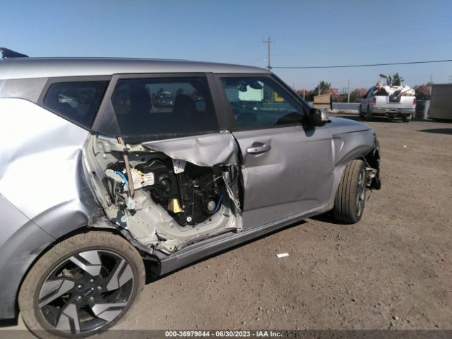 KNDJ53AU2P7848648 KIA Soul Gt-line