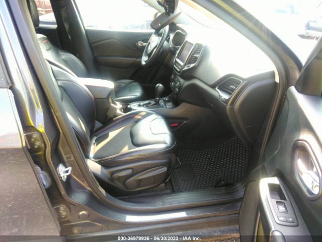 1C4PJMBXXKD259913 Jeep Cherokee Trailhawk