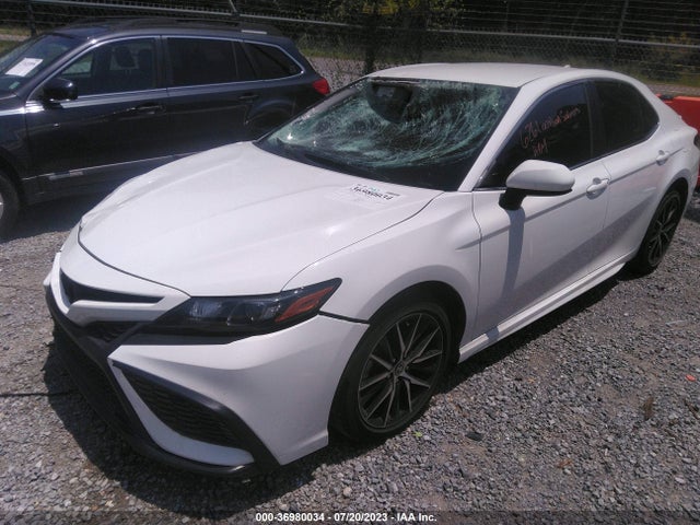 Toyota CAMRY SE 2021 4T1G11AK1MU565644 Image 2