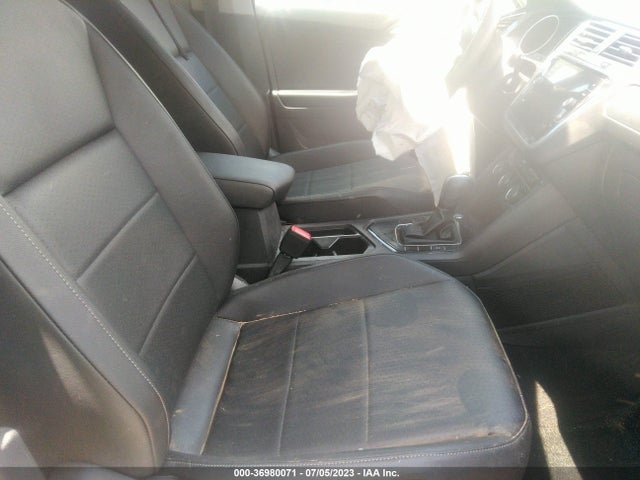 3VV3B7AX1LM094100 Volkswagen Tiguan Se/sel/se R-line Black