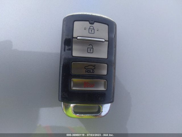 KNALN4D74G5217784 KIA Cadenza Premium