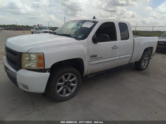 2011 CHEVROLET SILVERADO 1500 LT VIN: 1GCRCSE0XBZ337258