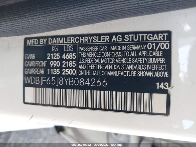 2000 MERCEDES-BENZ E-CLASS VIN: WDBJF65J8YB084266