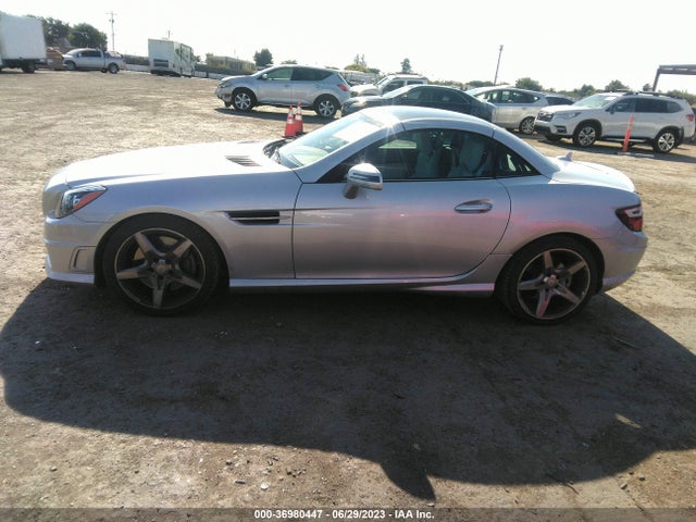 2014 Mercedes-Benz SLK-Class, VIN: WDDPK4HAXEF083962