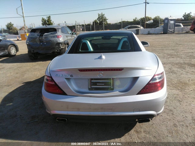 2014 Mercedes-Benz SLK-Class, VIN: WDDPK4HAXEF083962