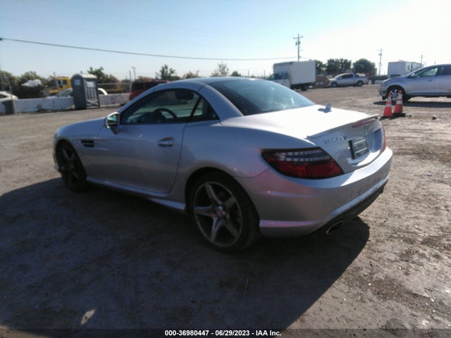 2014 Mercedes-Benz SLK-Class, VIN: WDDPK4HAXEF083962