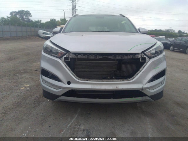 Hyundai Tucson Value 2018 KM8J33A22JU645283 Image 4