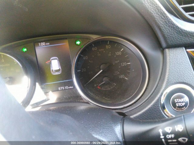KNMAT2MV5JP563468 Nissan ROGUE SV