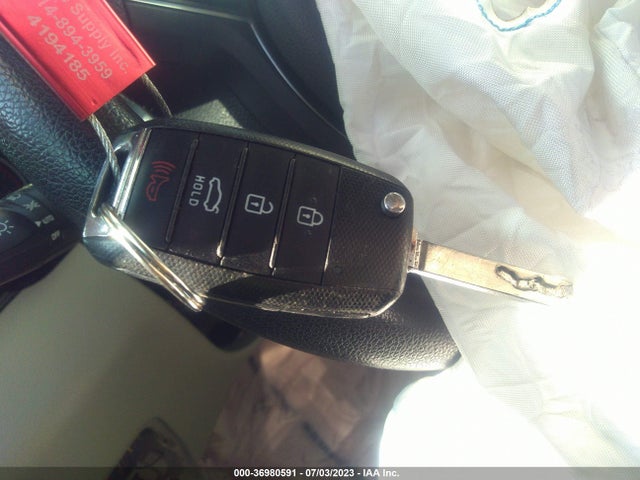 KIA Optima Lx 2016 5XXGT4L30GG065801 Image 3