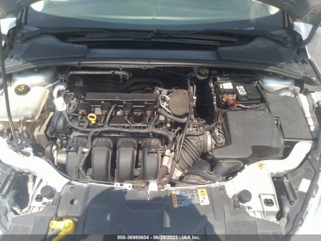 2015 FORD FOCUS SE VIN: 1FADP3K22FL223344