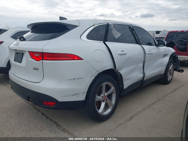 2020 JAGUAR F-PACE SADCJ2FX1LA647018 Photo 3