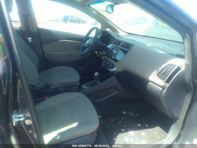 KNADM5A30H6036966 KIA Rio 5-door Lx