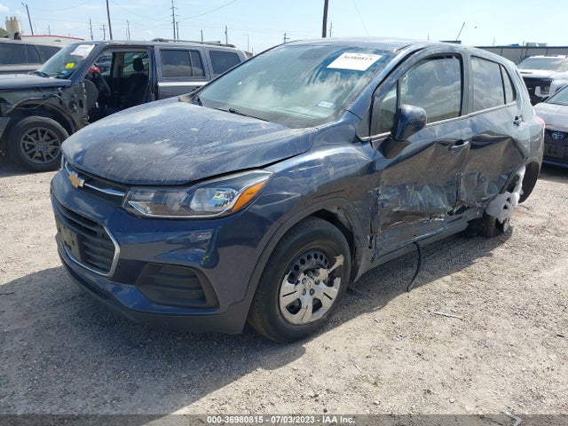 Chevrolet TRAX LS 2018 3GNCJKSB5JL362275 Image 2