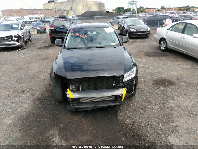 WA1LFAFP1EA100819 Audi Q5 Premium Plus