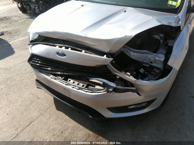 2018 FORD FOCUS SE VIN: 1FADP3FE8JL290933