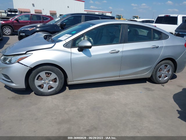 Chevrolet CRUZE LS 2017 1G1BC5SM6H7213141 Image 15