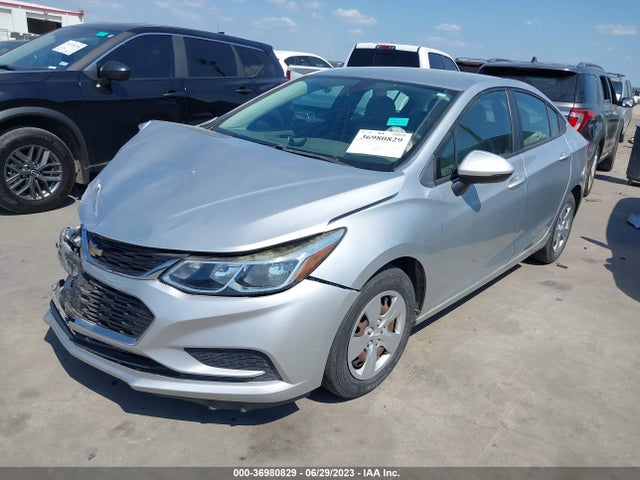 Chevrolet CRUZE LS 2017 1G1BC5SM6H7213141 Image 2