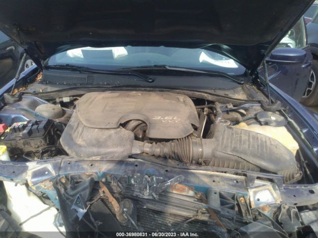 2C3CCABG2FH887226 Chrysler 300