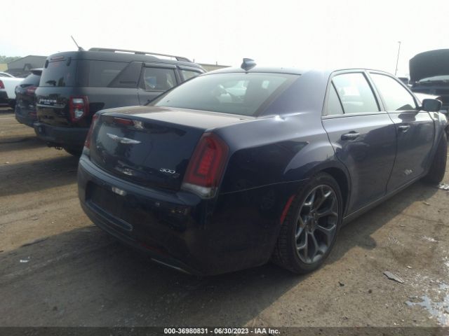 2C3CCABG2FH887226 Chrysler 300