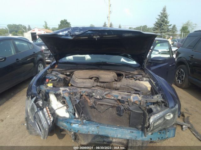 2C3CCABG2FH887226 Chrysler 300