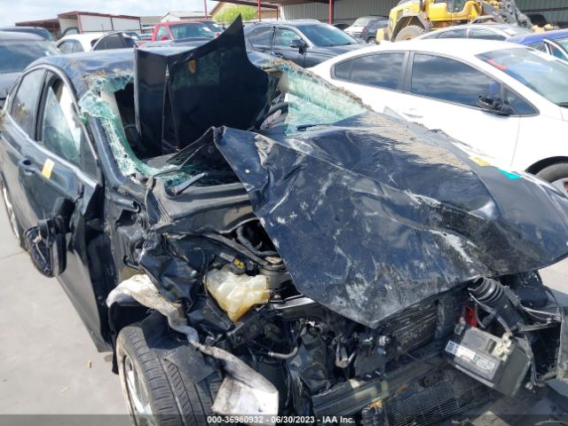 3FA6P0HD1GR314415 Ford FUSION SE