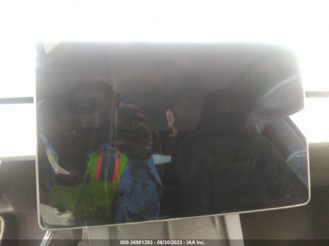 5YJYGDEE0MF306374 Tesla Model Y Long Range