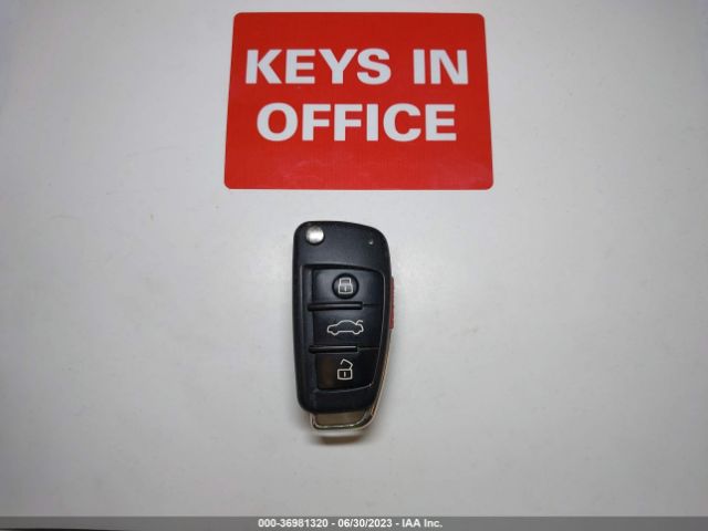 2019 AUDI A3 SEDAN WAUBEGFF8KA082035 Photo 10