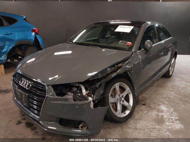 2019 AUDI A3 SEDAN WAUBEGFF8KA082035 Photo 1