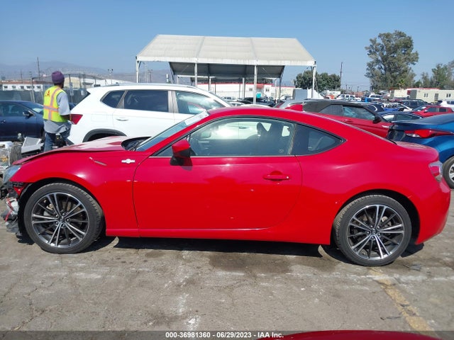 2015 Toyota GR 86, VIN: JF1ZNAA15F8713563