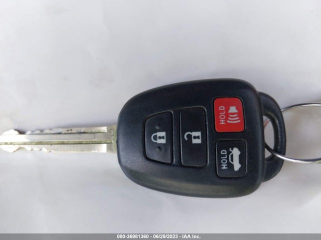 2015 Toyota GR 86, VIN: JF1ZNAA15F8713563