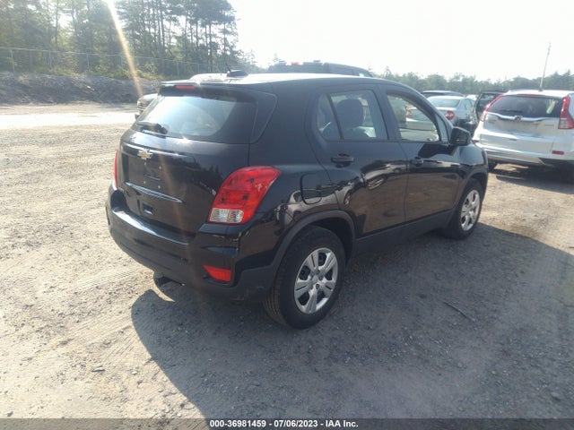 Chevrolet TRAX LS 2017 3GNCJKSB9HL237273 Image 4
